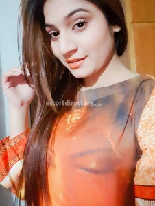 escorts Riya