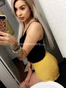 escorts fucking girl