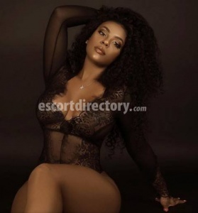 escorts Bootlicious becky