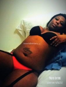escorts LaineyLuv1