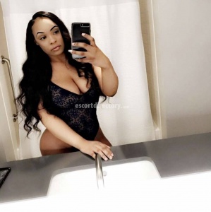escorts Karmellalovve