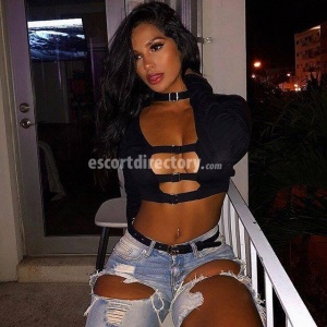 escorts Busty Brazilian Blair