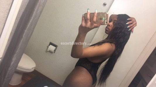 escorts Laceylace