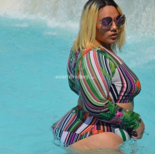 escorts Mizzpeachez