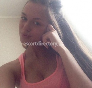 escorts Danielle Richards