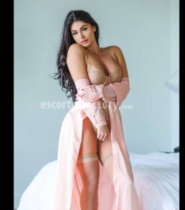 4058833147f039b77c1218a9652f271d.jpeg escorts Kelly Carter