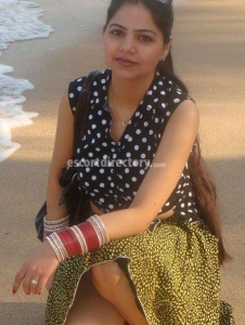 escorts Priya
