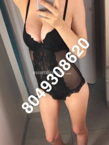 escorts Emily