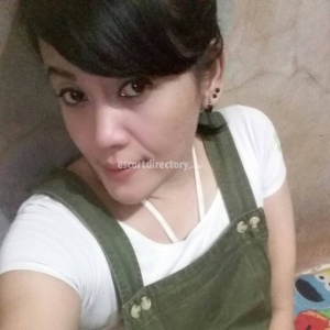 b32ffb9412a5acb99c46029df0dafc10.jpg escorts girl best service in town