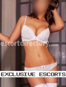 escorts Hollie