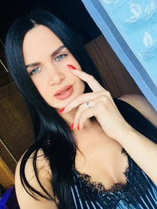 escorts Karina from Russia