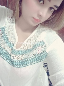 escorts ESHA DUBAI