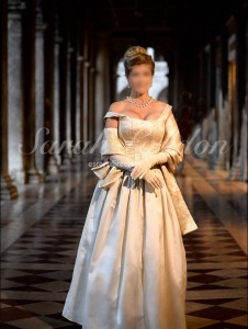 escorts Sarah Landon