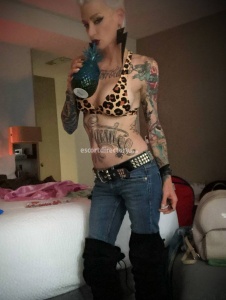 escorts Dani