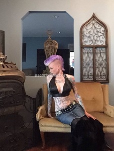 escorts Dani