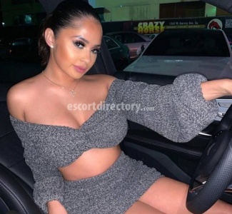 escorts Nia Love