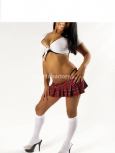 escorts Selena51