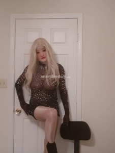escorts Eva White