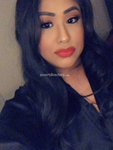 escorts Nickii Santiiago