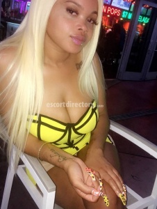 escorts Simone