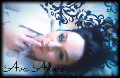 escorts Ava Adore