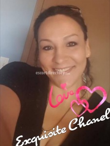 escorts Ava Adore