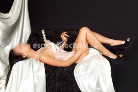 escorts Emma