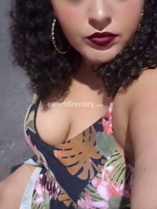 escorts Nicky Love
