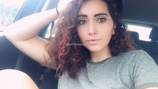 escorts Olivia Woods