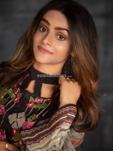 escorts Mahi