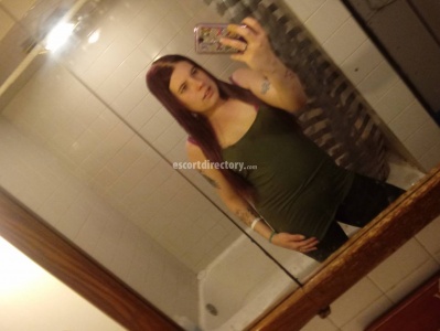 escorts Sluttymom23