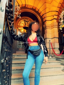 escorts Mia-Aaliyah