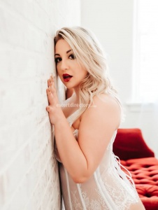 8ae4861c2916311555713feb441d227a.jpg escorts SummerKiss