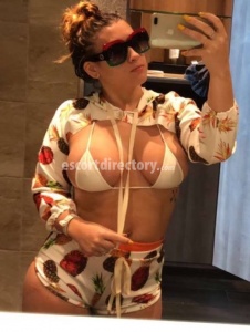 escorts Adriana Novak