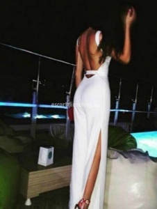 escorts Maja
