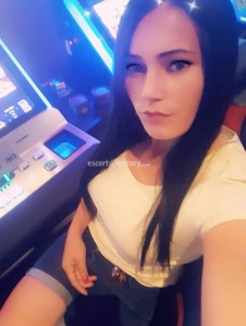 ce58340d1f7be94720e216296dedd49f.jpeg escorts Raluca