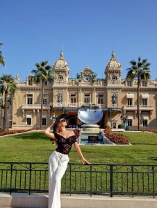 escorts Emma VIP All Natural Tall