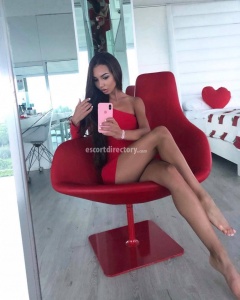escorts NADINE