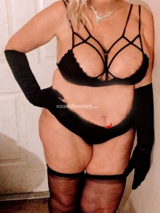 escorts FrenchMonique36