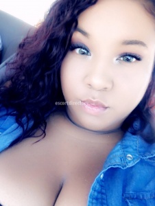 escorts Chyna