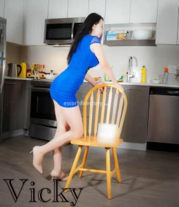 escorts Vicky