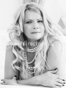 escorts Emma Alexandra