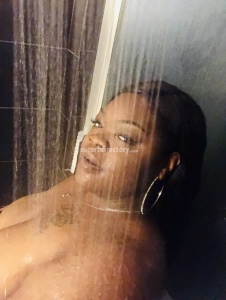 escorts NaudiGirl