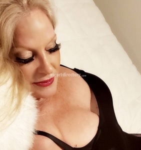 escorts Angel Starr