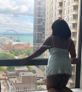 escorts Violet Sin-Clair