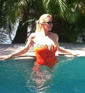escorts Cindy
