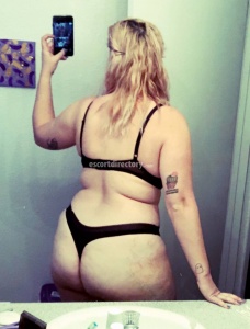 escorts Meet Andi Parker