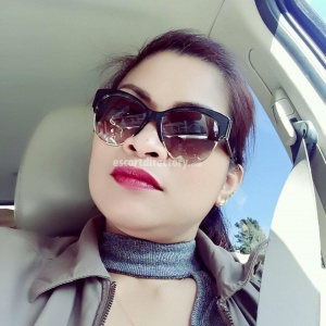 escorts Natalie