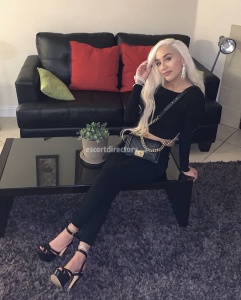 escorts lola