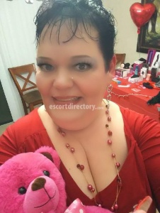 escorts Captivating Carissa